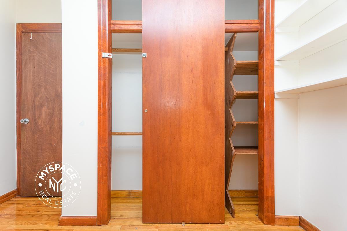 322 Rodney St #17 - Photo 5 of 7