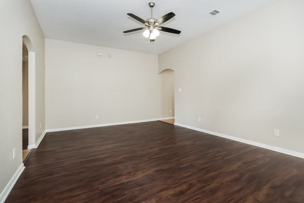 4018 Falvel Shadow Creek Dr - Photo 5 of 16
