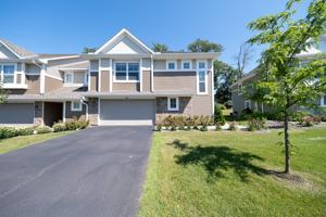 featured image of 5874 Royalton Rd Ne #1