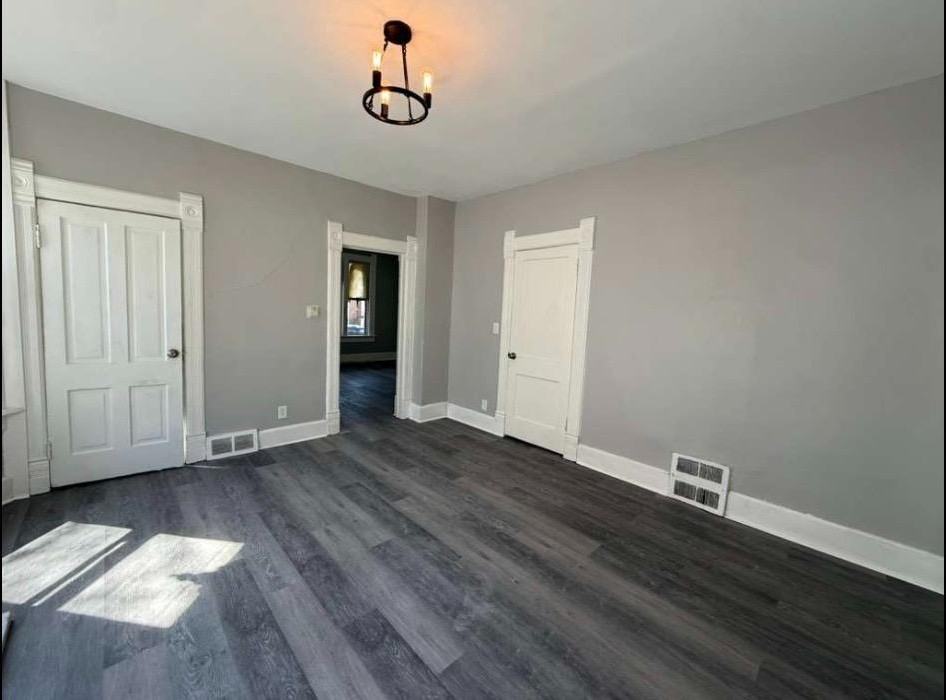 2924 N 6th St - Photo 4 of 20