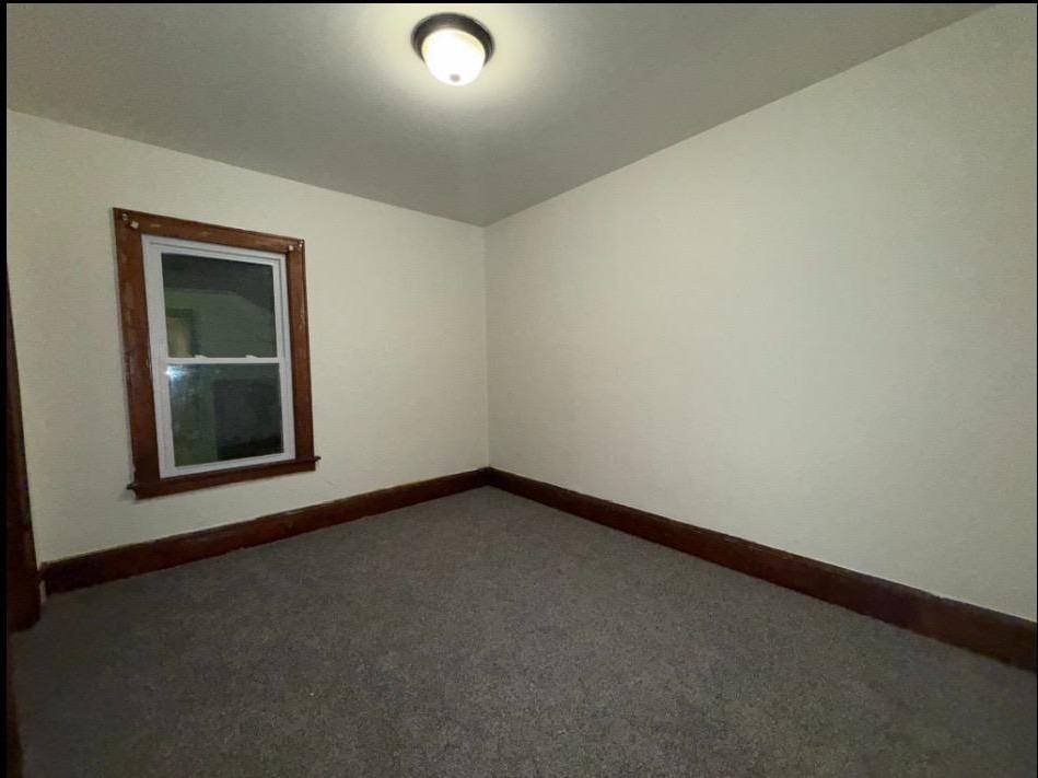 2767 N 40th St - Photo 5 of 10