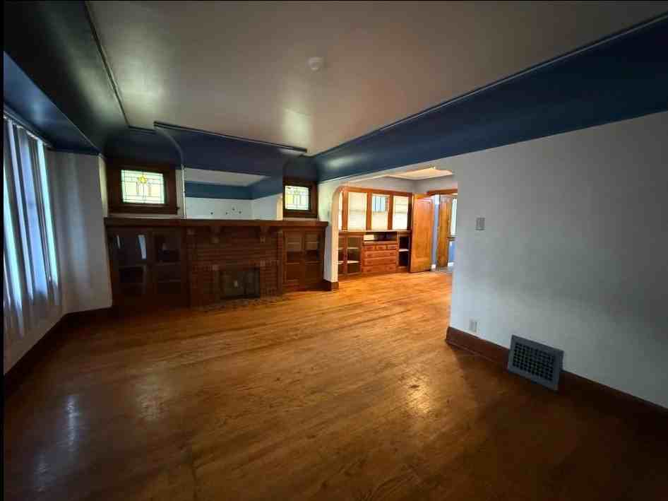 5439 N 40th St - Photo 7 of 8