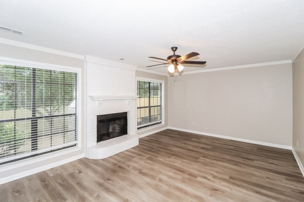 6410 Baird Ln - Photo 5 of 17