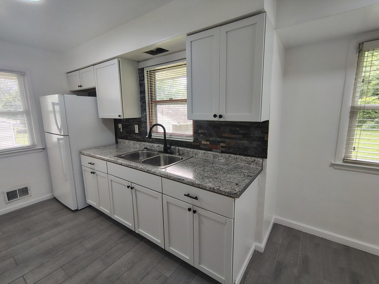 3412 Harney Ct #1 - Photo 7 of 10