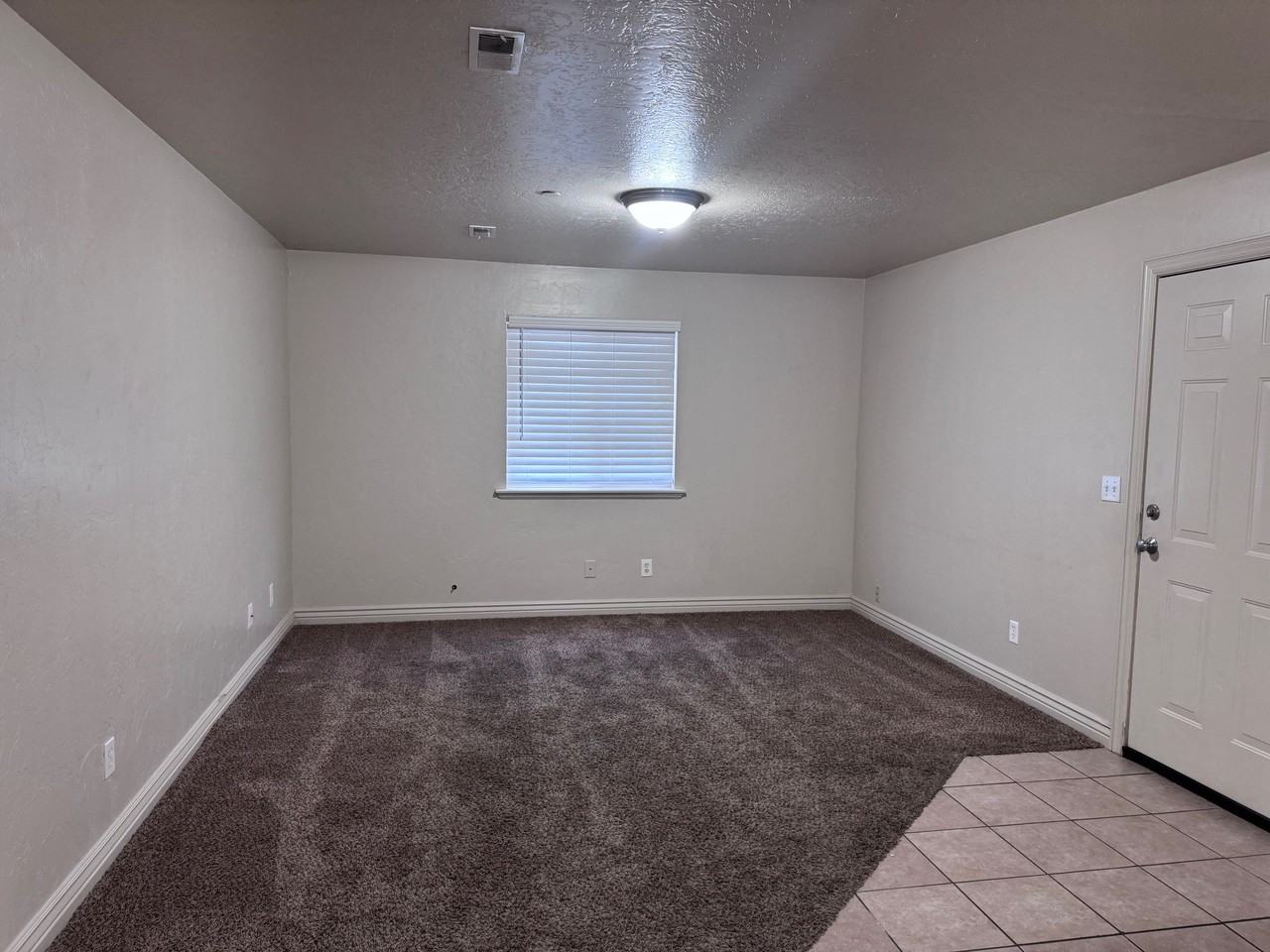 580 S Center St #7 - Photo 3 of 14