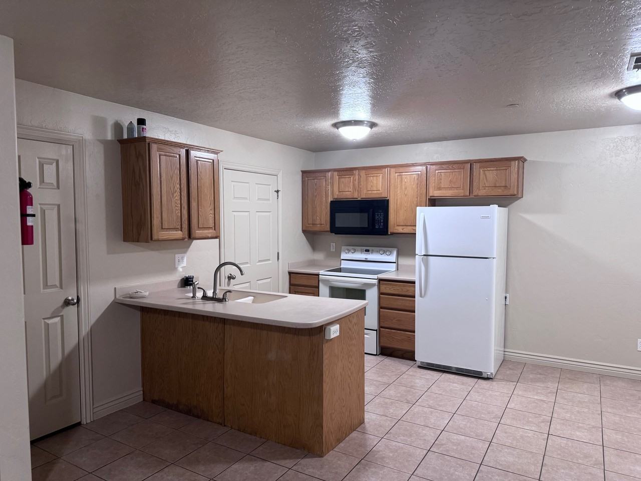 580 S Center St #7 - Photo 4 of 14