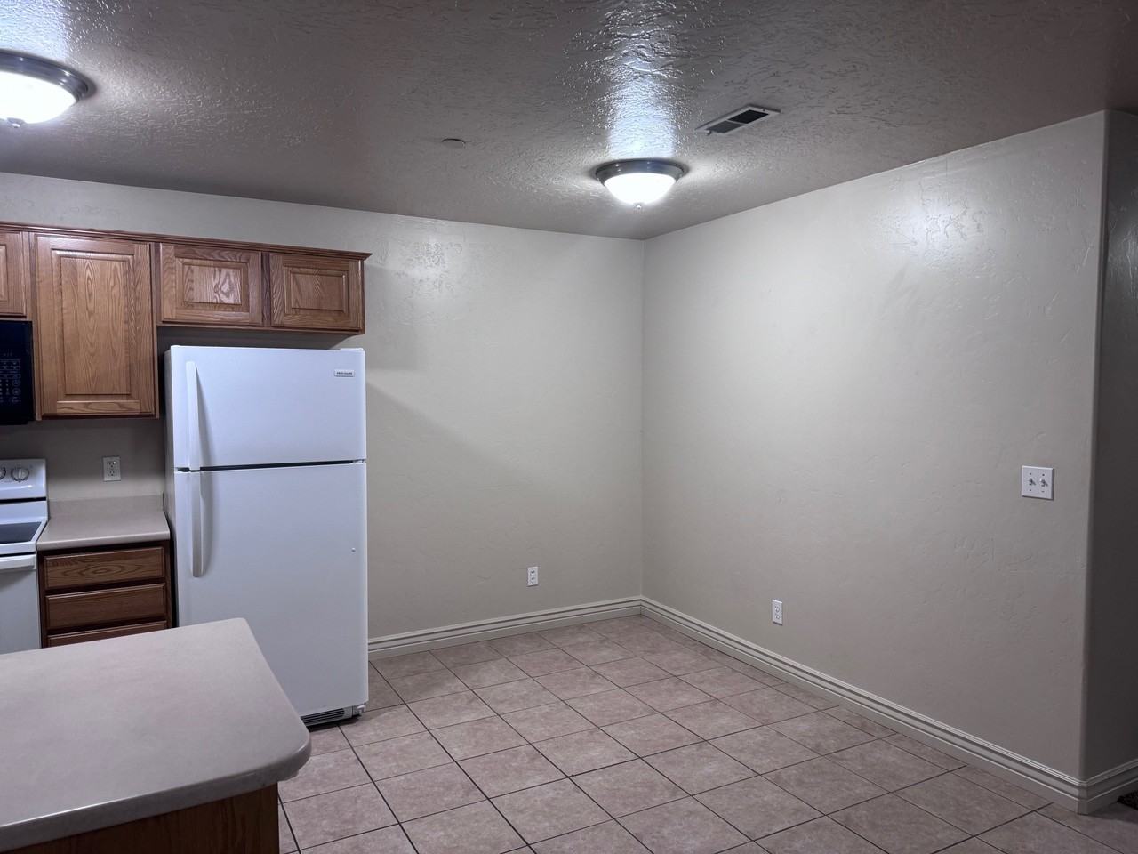 580 S Center St #7 - Photo 5 of 14
