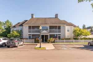 featured image of 2646 S. Knightsbridge - 1 #1