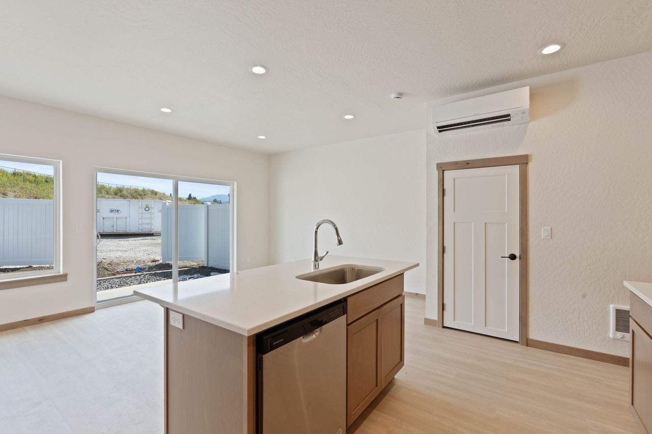 3570 N Blaze Loop #1 - Photo 7 of 32