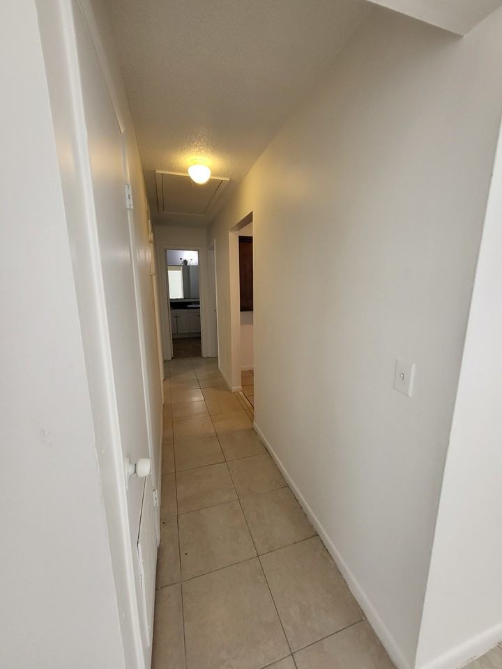 8230 San Jose Manor Dr E #3 - Photo 7 of 12