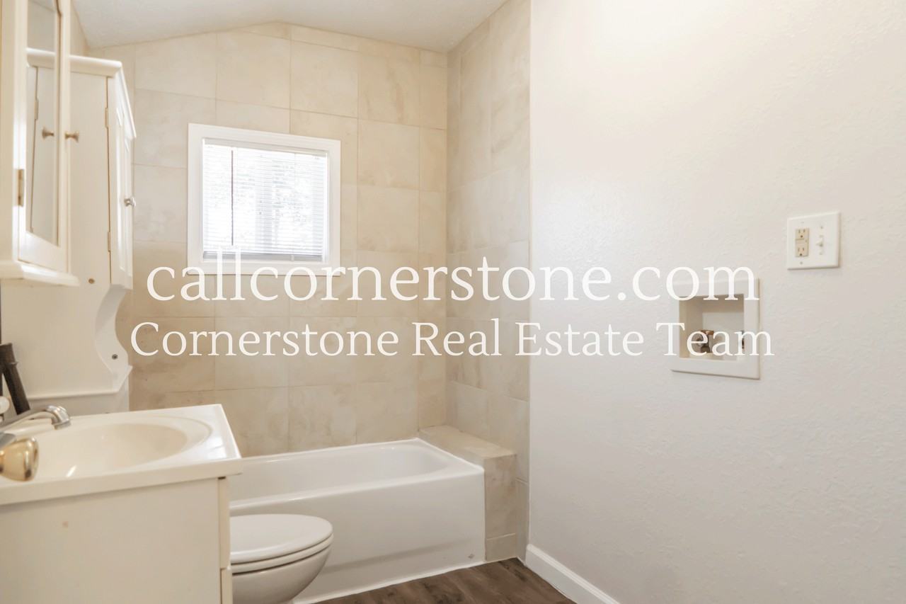 316 W Harrison St #1 - Photo 4 of 11