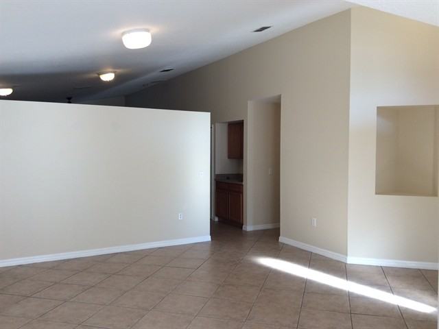 1753 Sage Creek Ct - Photo 3 of 16