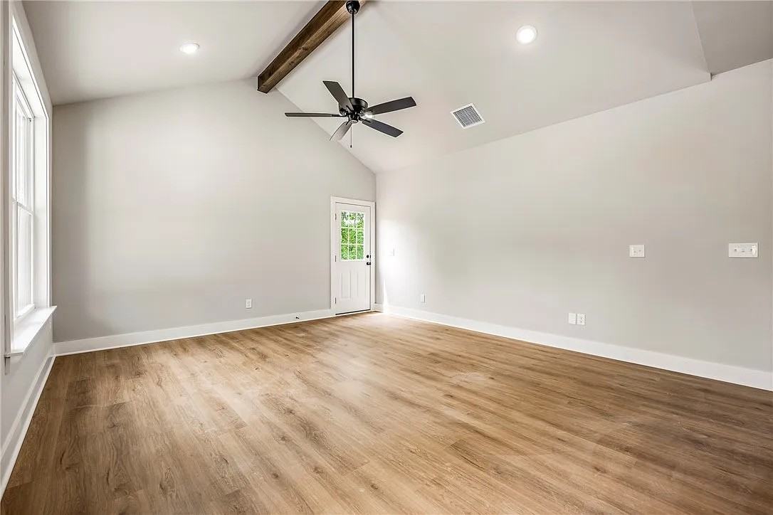 68 Kirkwall Dr #1 - Photo 5 of 14
