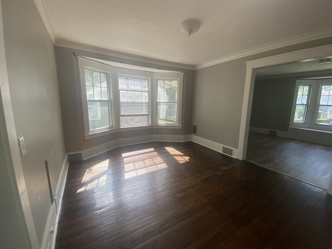 372-374 Lake View Pk - 374 UP #374UP - Photo 6 of 11