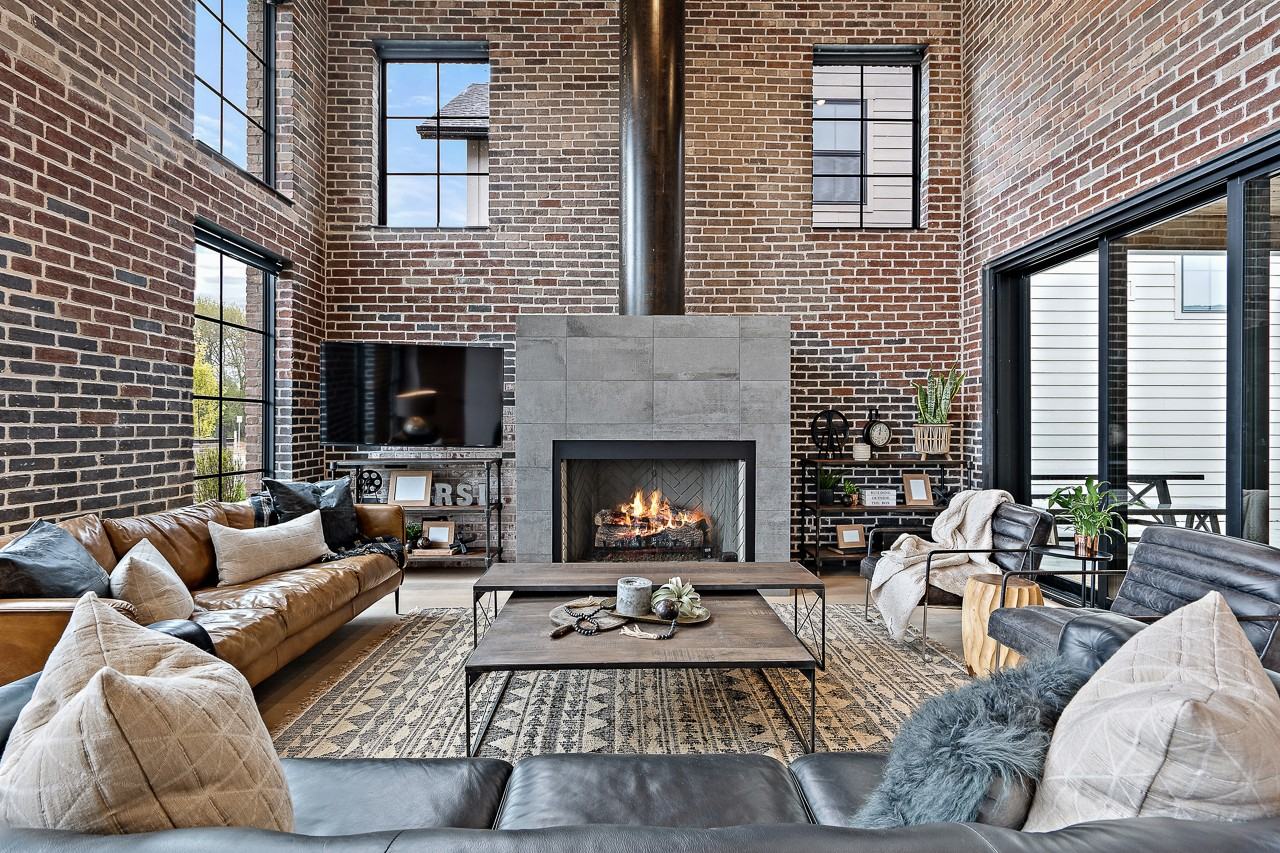 2526 W Rustic Forge St #1 - Photo 5 of 42