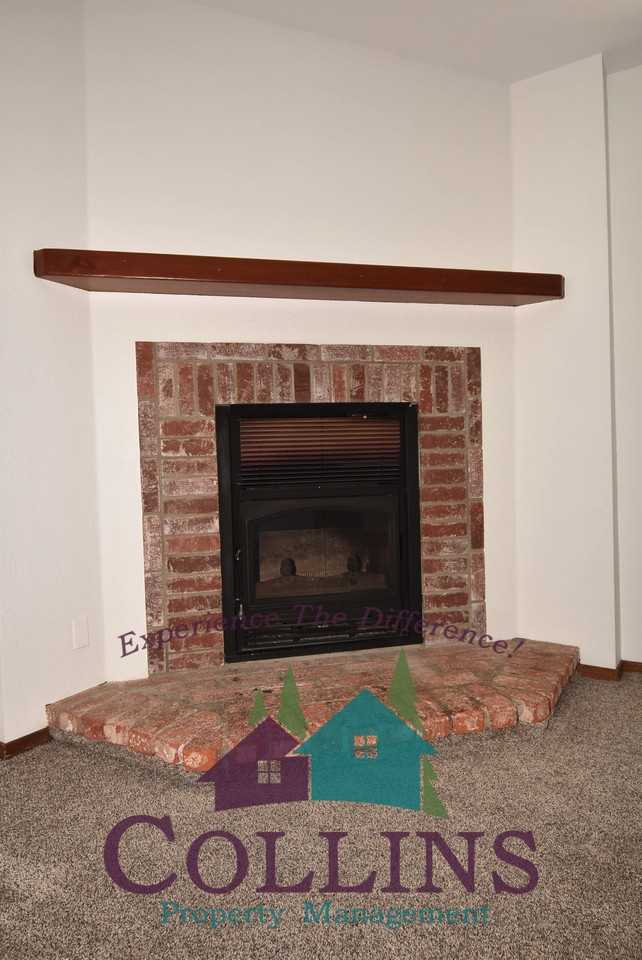 111 Maryland Dr #A - Photo 4 of 16