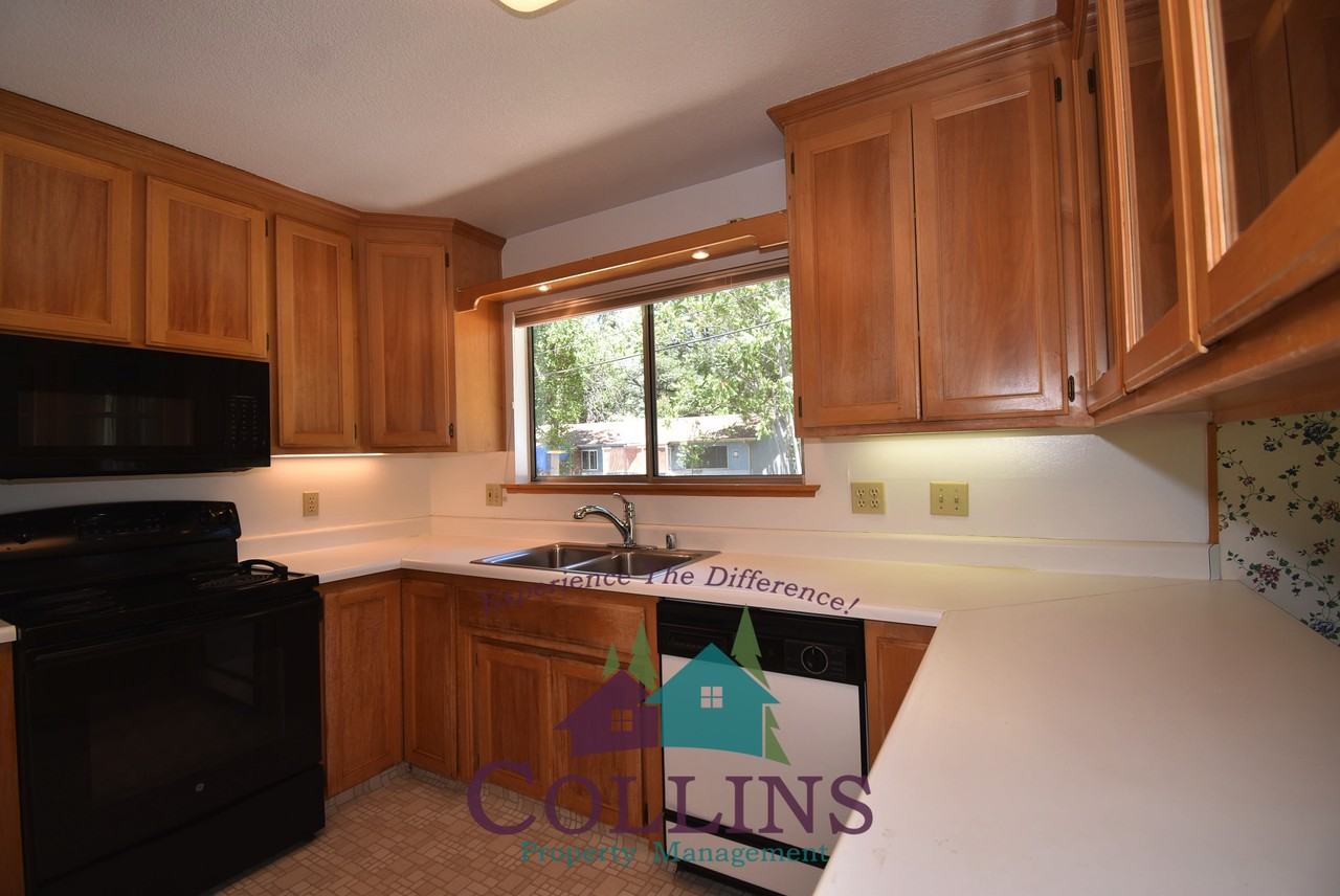 111 Maryland Dr #A - Photo 6 of 16