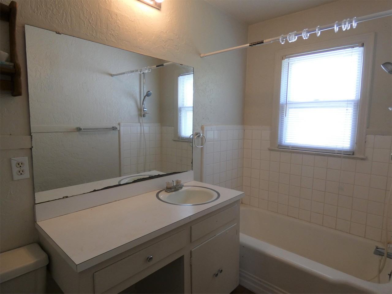 207 W Fairchild Dr #1 - Photo 7 of 11