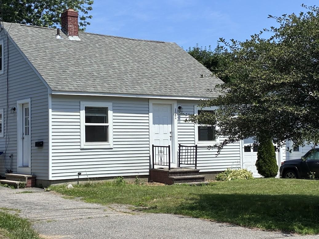 121 Wellington Rd #1