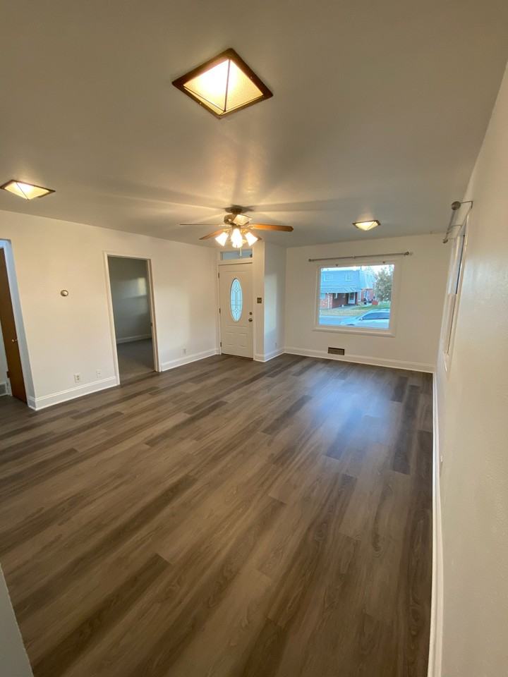 731 Avenue E #731 - Photo 2 of 27