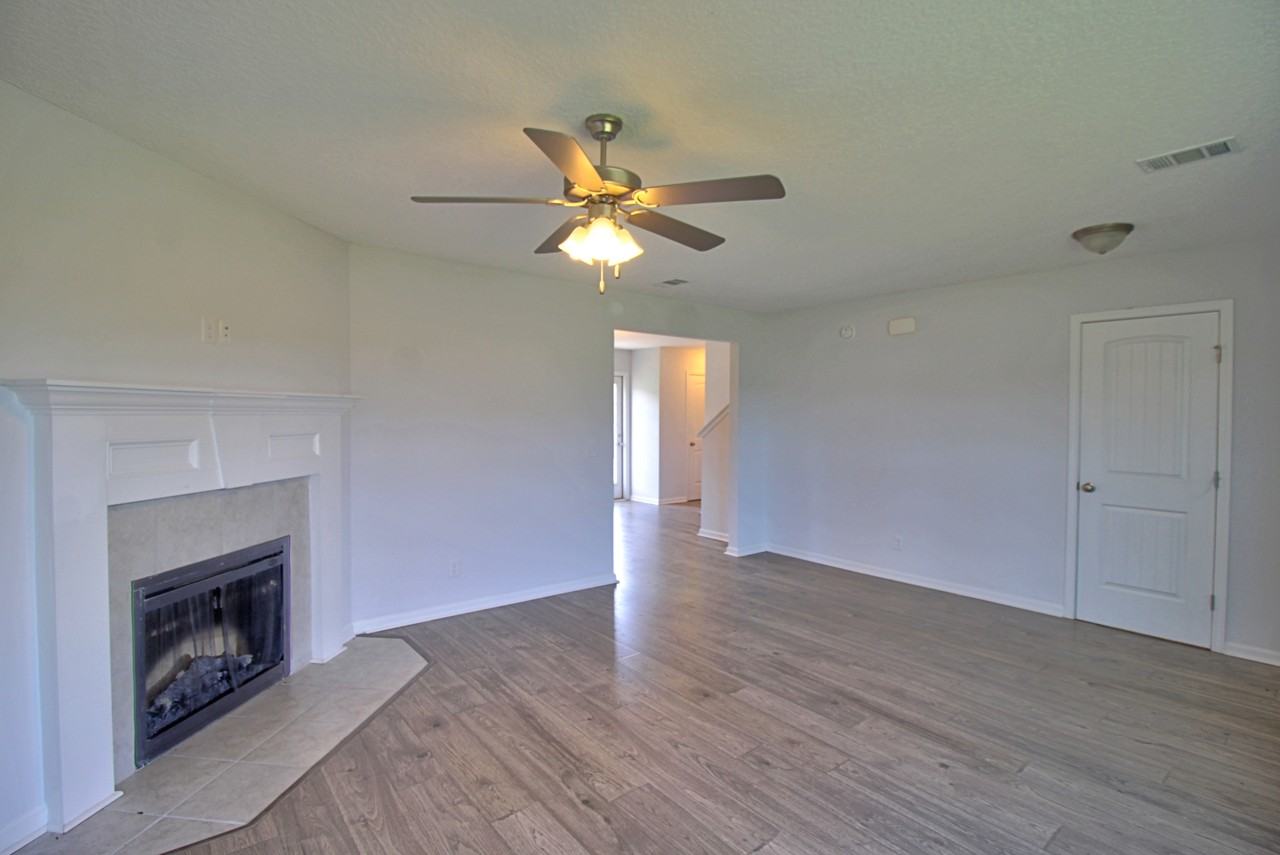 102 Brandonwood Rd Ne #1 - Photo 3 of 27