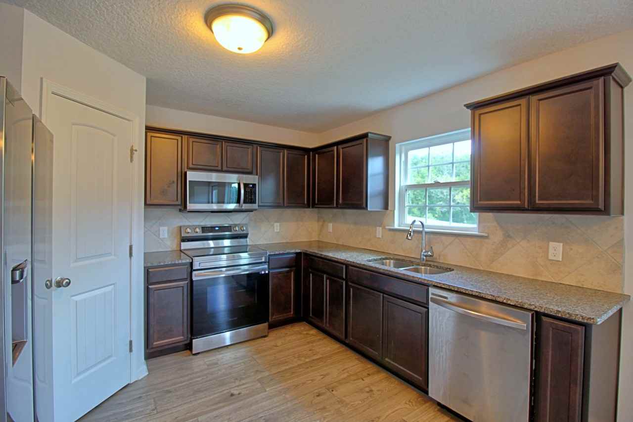 102 Brandonwood Rd Ne #1 - Photo 7 of 27