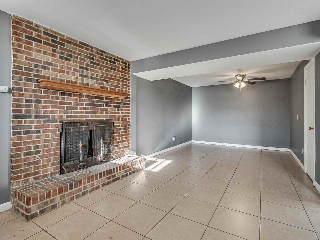 2520 Sw 68th St #1 - Photo 7 of 48