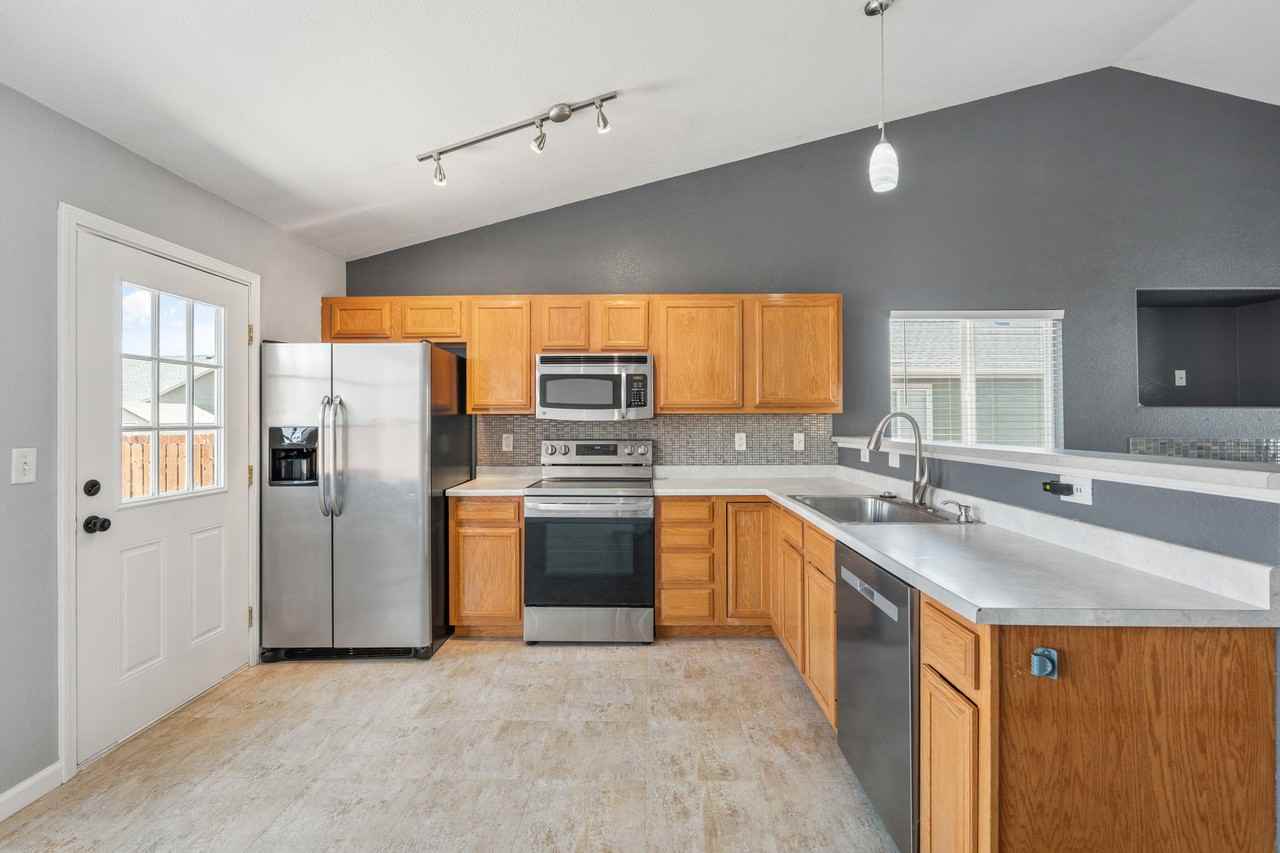 5164 Fennel Dr #1 - Photo 4 of 26