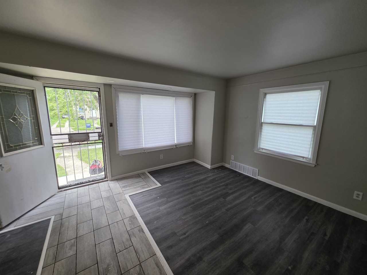 9252 Minock St #1 - Photo 7 of 50
