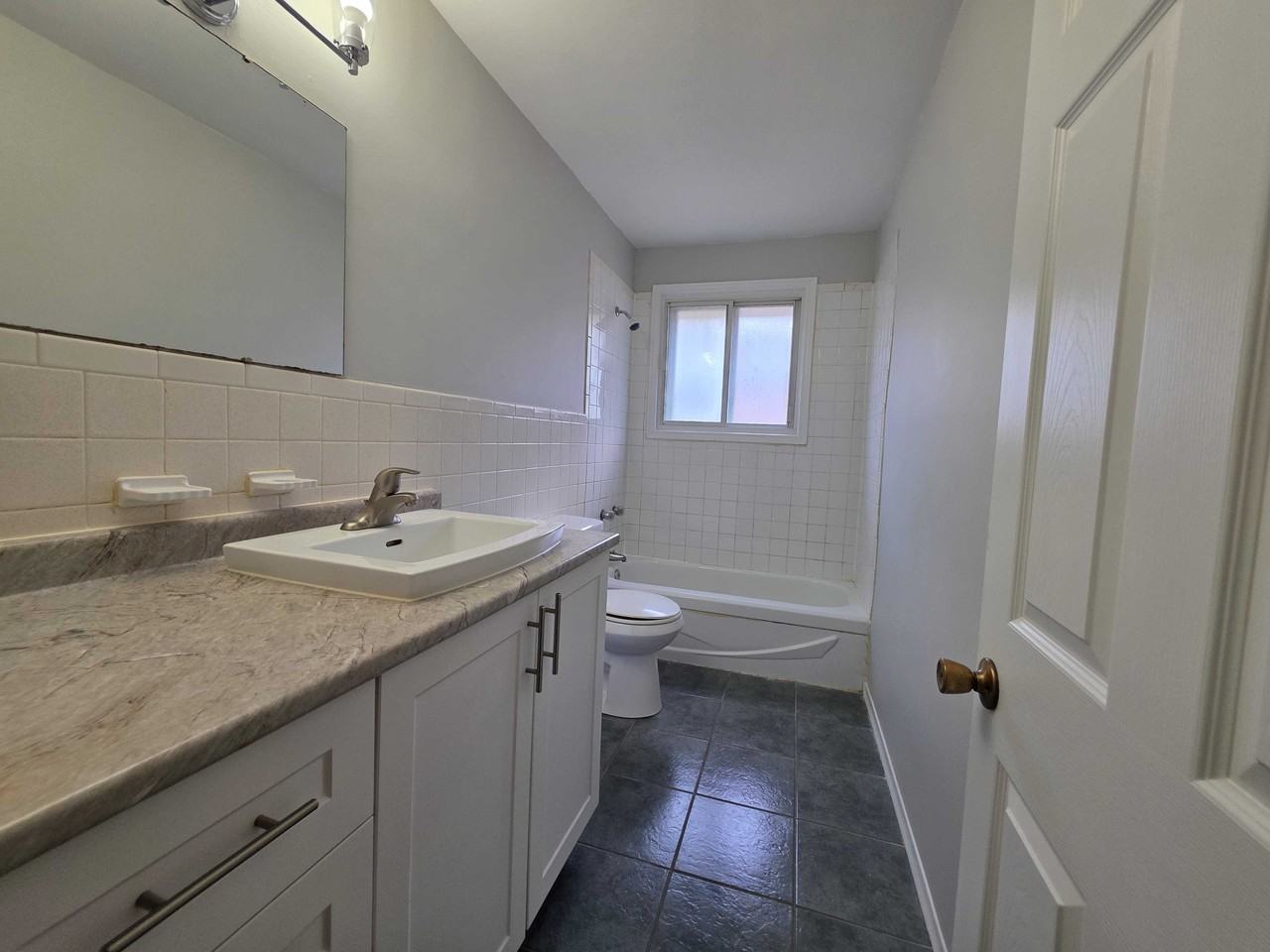 20 Daly St #3 - Photo 7 of 8