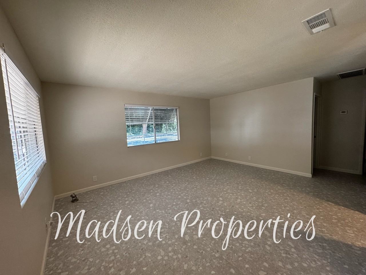 1589 / 1591 High Street - 1591 #1591 - Photo 7 of 25