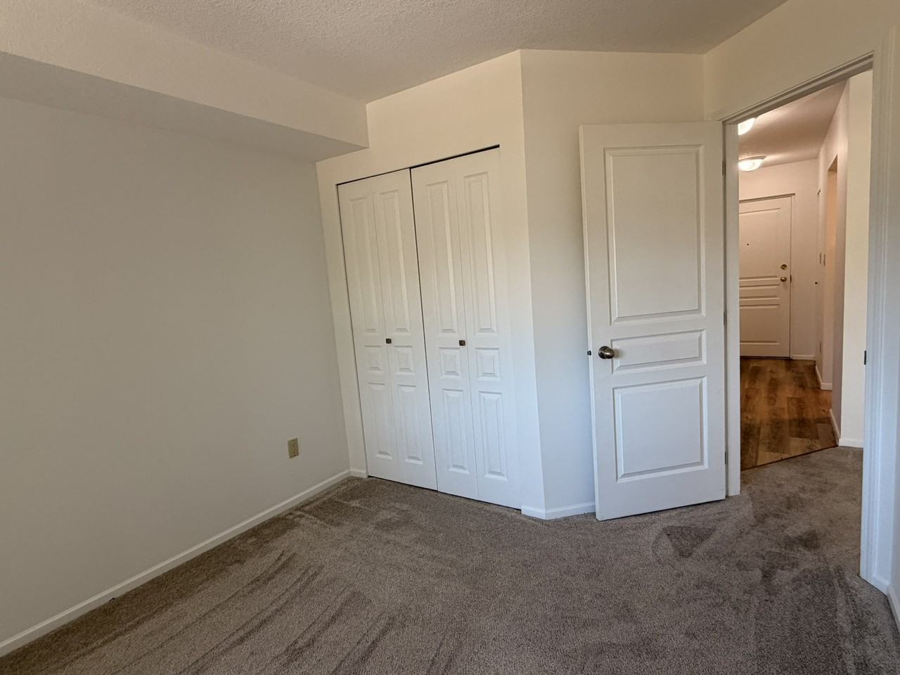 4675 - 4675 Ontario Avenue #114 - Photo 2 of 10
