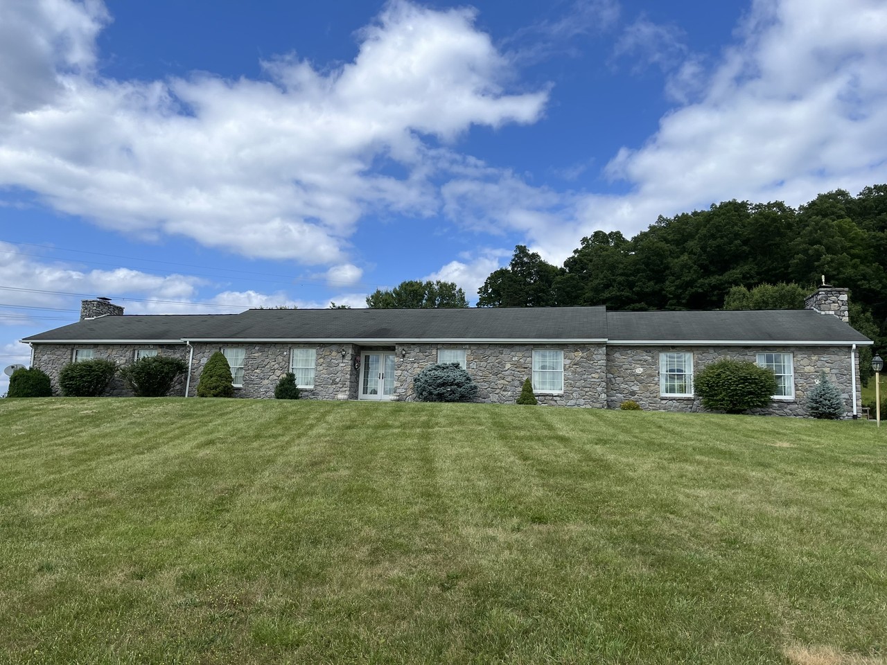 1281 Stony Hill Rd #1 - Photo 3 of 10