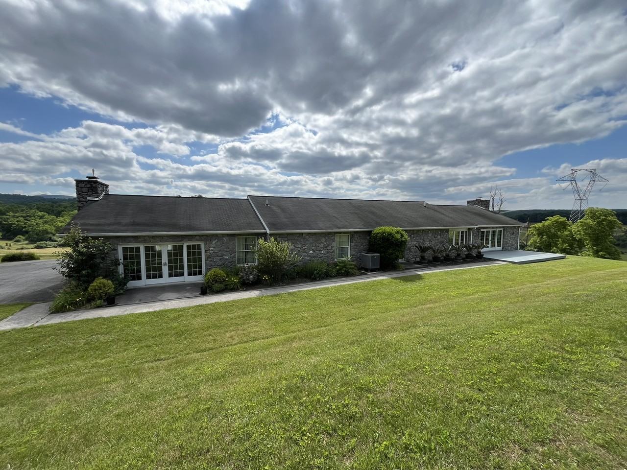 1281 Stony Hill Rd #1 - Photo 5 of 10