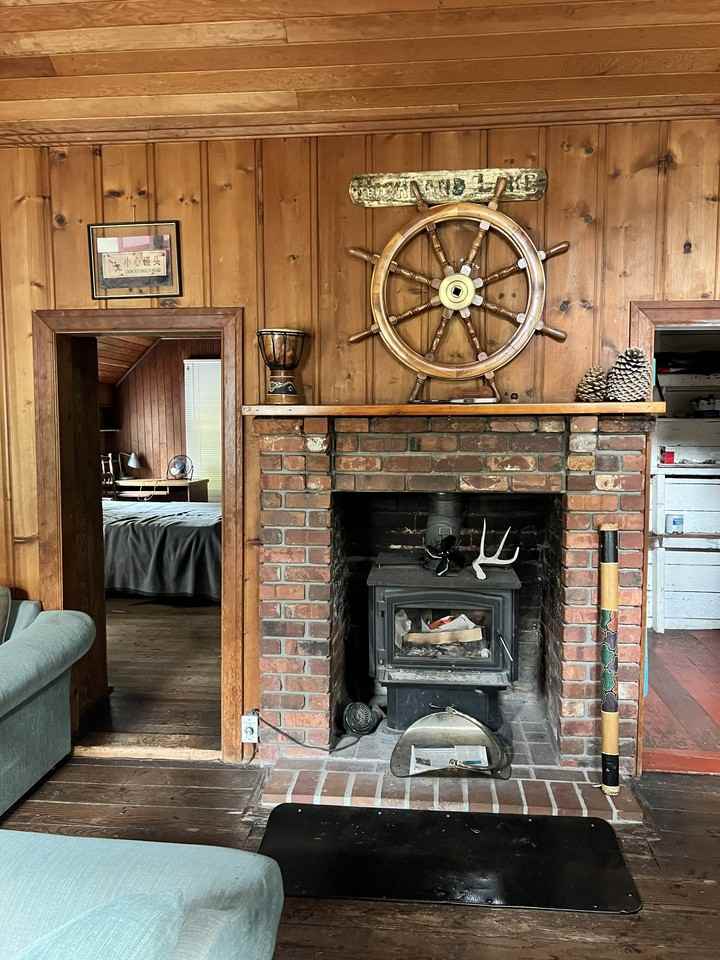 4386 Prospect Lake Rd - Photo 7 of 30