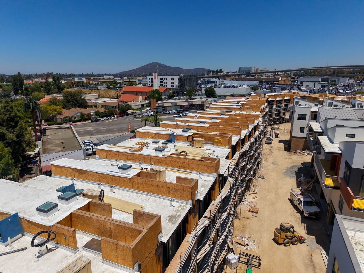 Ibis La Mesa - Photo 7 of 47