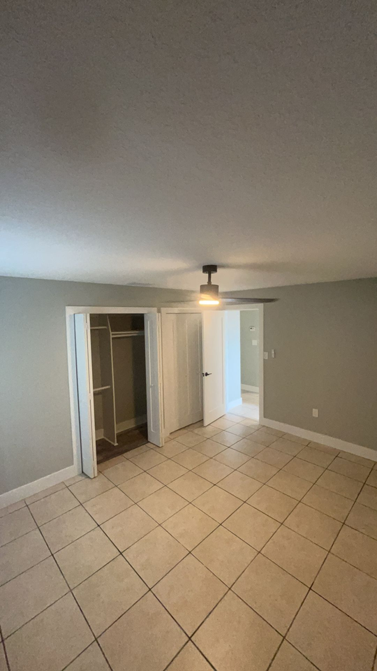 1206 W Highland St - Photo 7 of 7