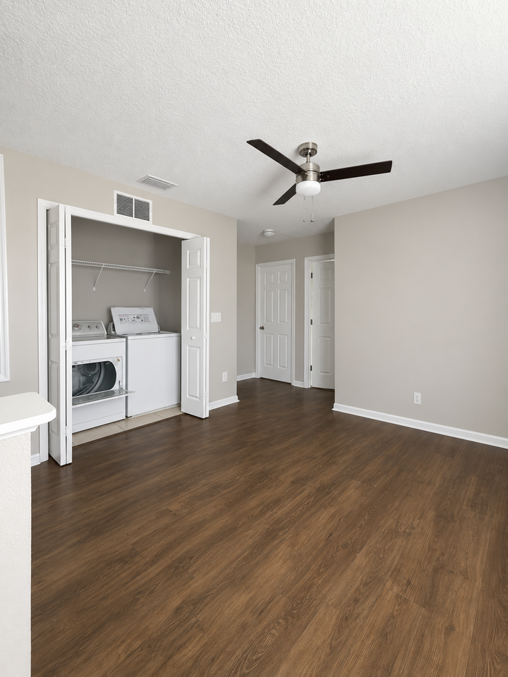 3901 Silverbell Loop #1 - Photo 3 of 6