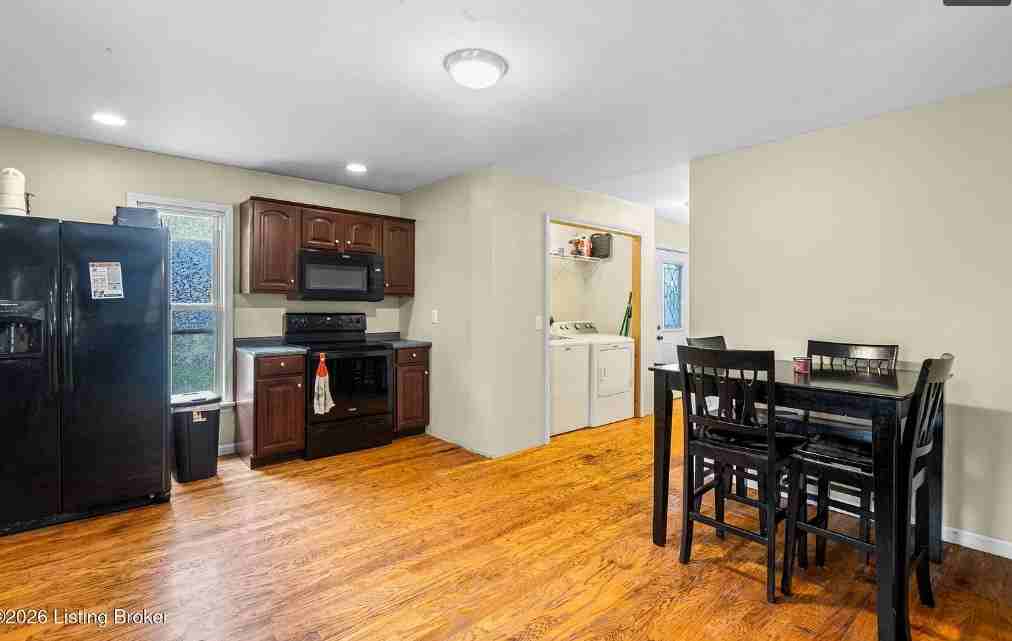99 Olympia Dr #1 - Photo 2 of 2