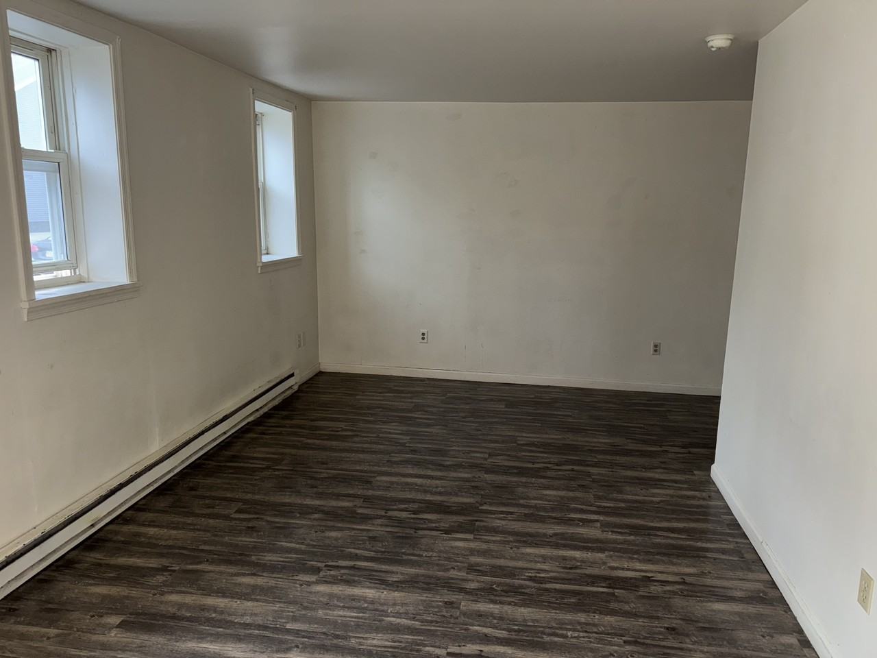 180 S 5th St #180 - Photo 4 of 14