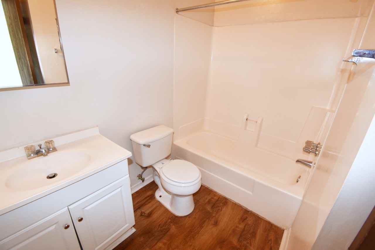 North Pointe Villas - Photo 6 of 14