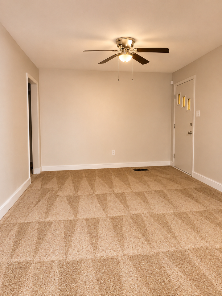 3122 Oak Forest Dr - Photo 3 of 9