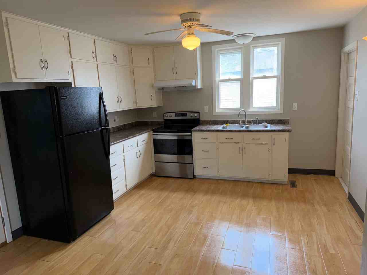 236 S Main St #3 - Photo 2 of 9