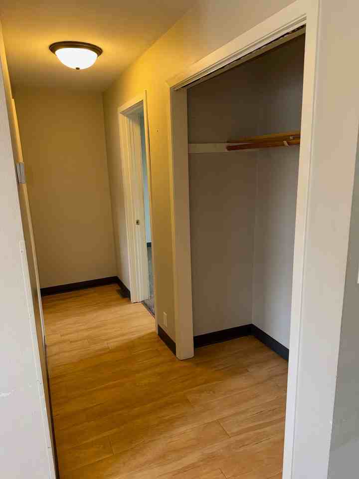 236 S Main St #3 - Photo 6 of 9