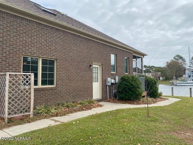 906 Diamond Ct #1 - Photo 7 of 36
