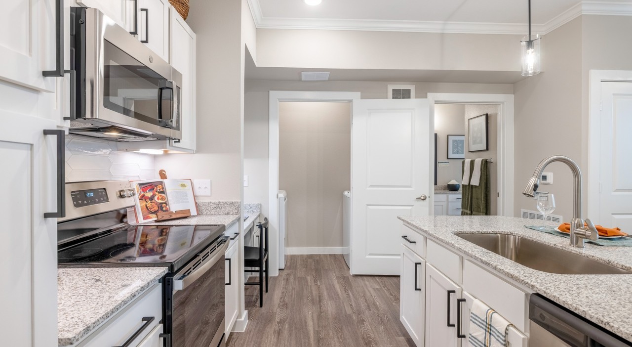 7101 East William Cannon Drive - Photo 3 of 25