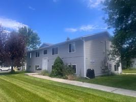 featured image of 2409 Leo Ave