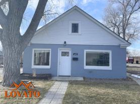 952 S Jackson St #1 - Photo 1 of 1