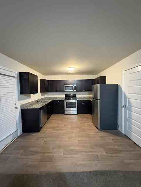 661 Carlton Pointe Dr #1 - Photo 2 of 21