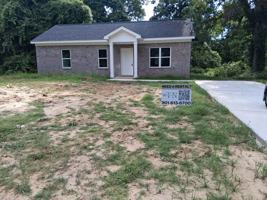 featured image of 211 Simonton St #1